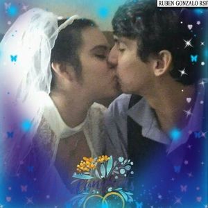 Meet your Posher, Kamari